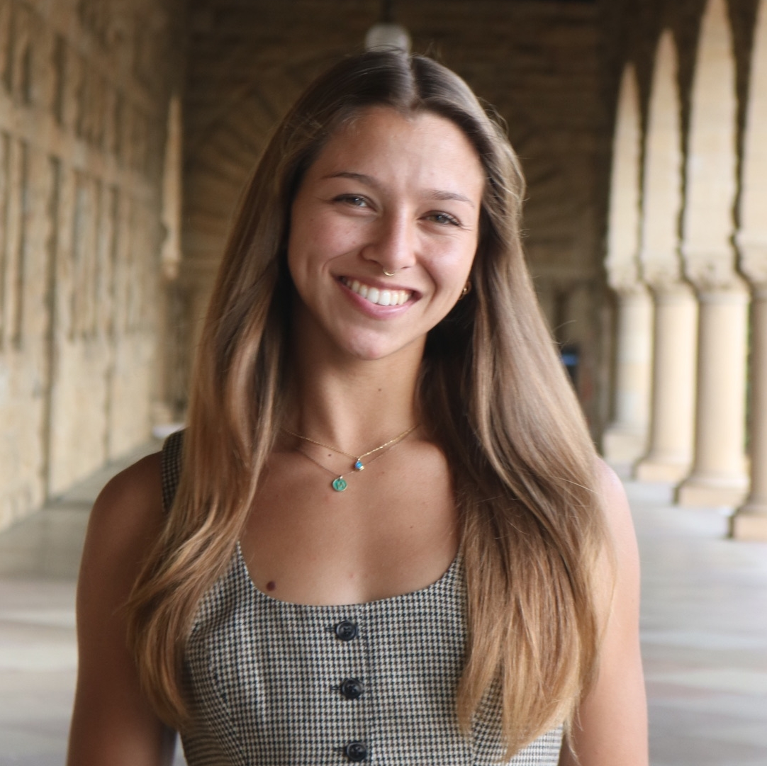 Bella Russo – Undergraduate Research Assistant